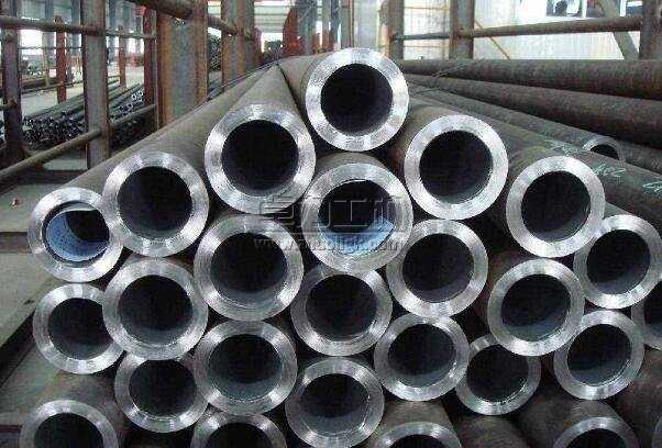 鍚堥噾閶肩